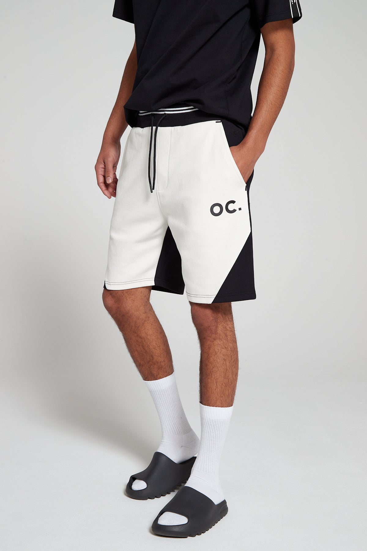 Track 2.0 Retro Zip Pocket Shorts - Jet Black