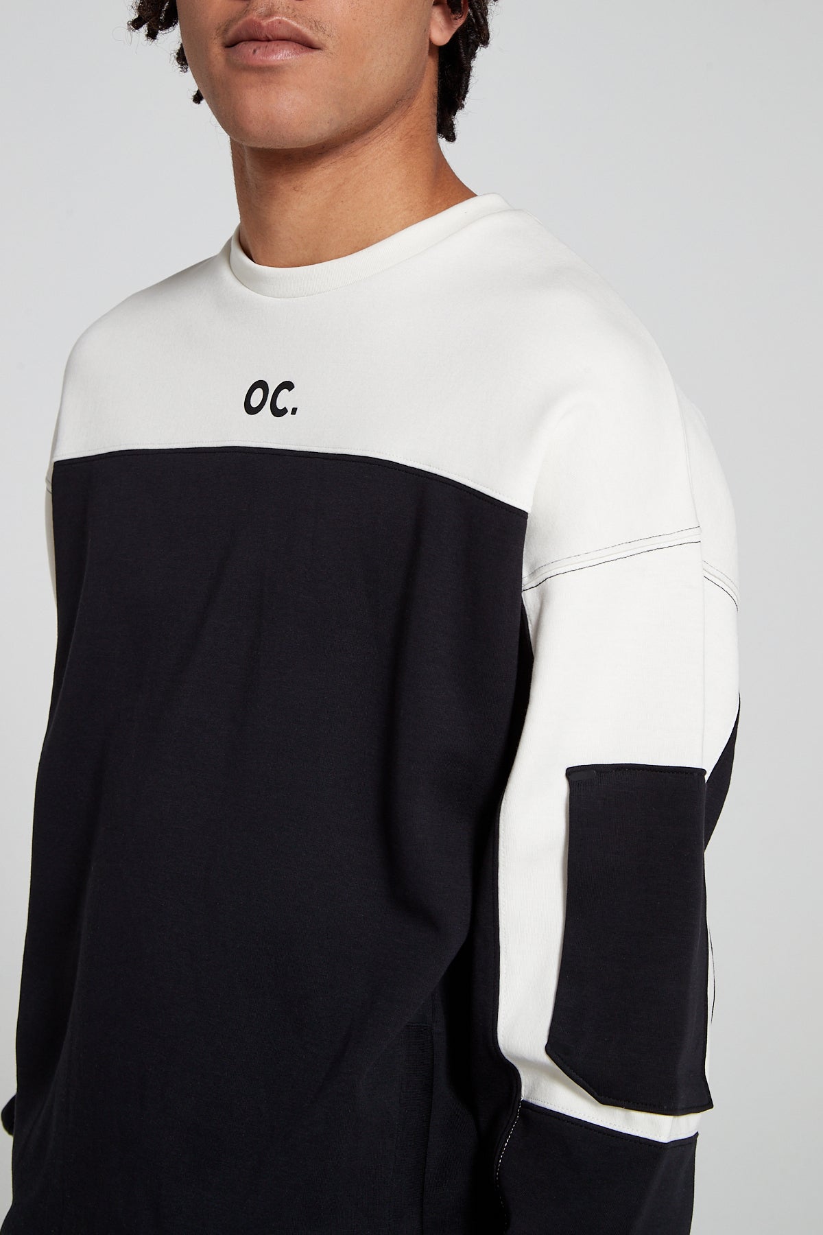Track 2.0 Retro Zip Pocket Sweatshirt - Jet Black