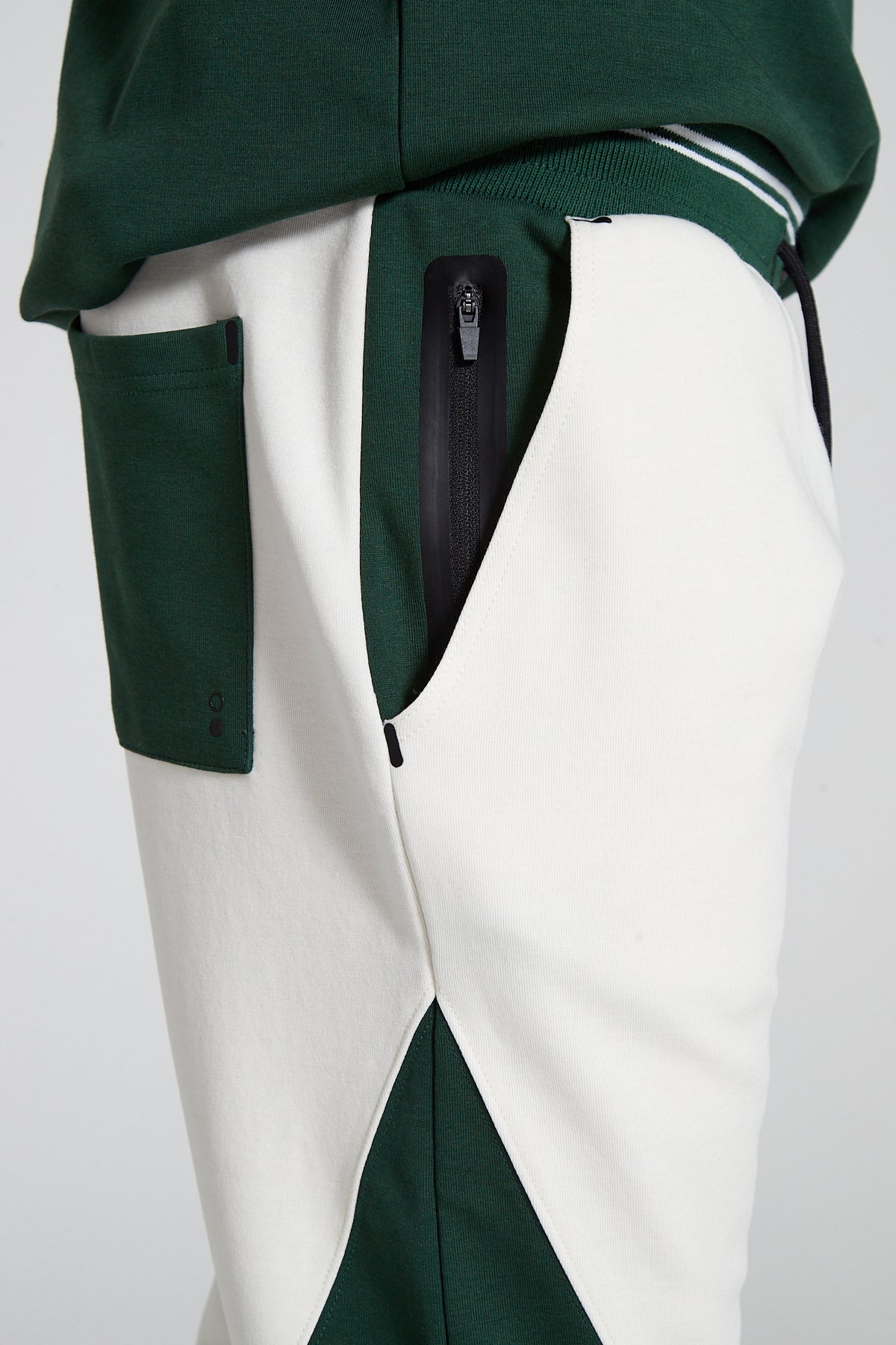 Track 2.0 Retro Joggers - Varsity Green
