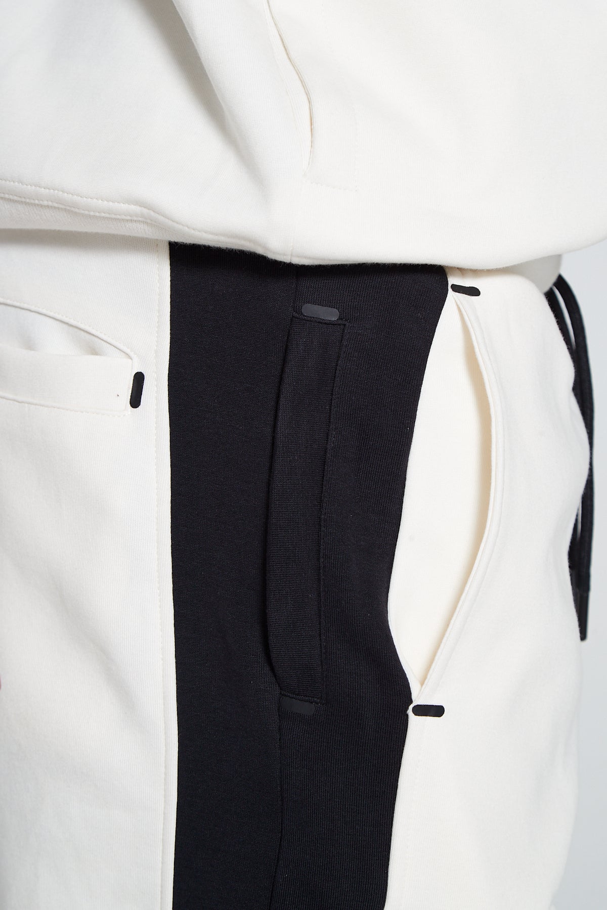 Track 2.0 Retro Shorts - Off White