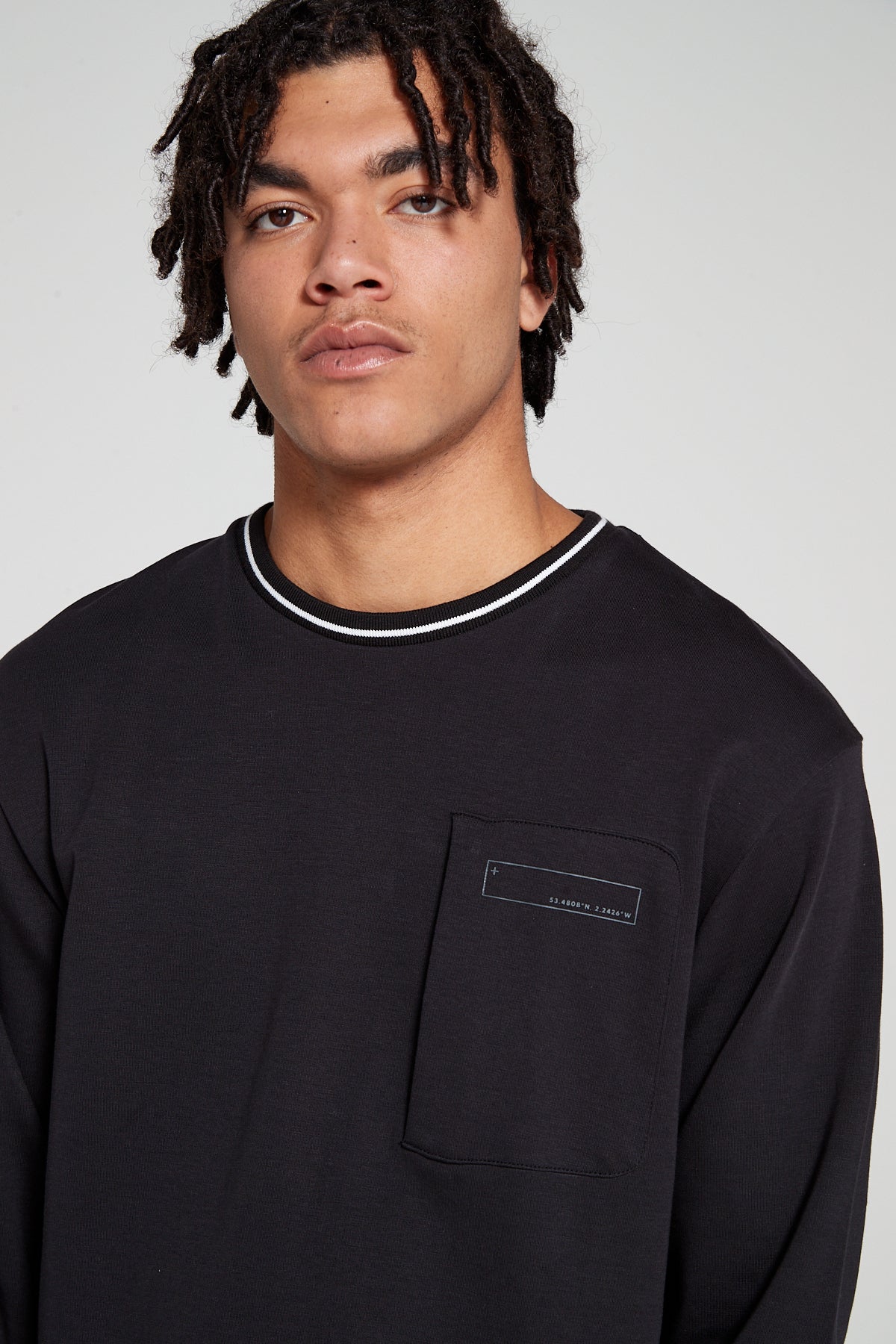Track 2.0 Zip Pocket Long Sleeve T-Shirt - Jet Black