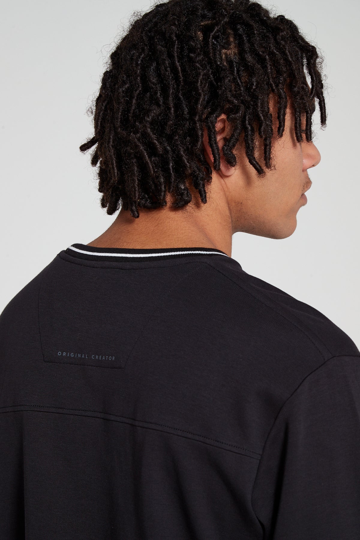 Track 2.0 Zip Pocket Long Sleeve T-Shirt - Jet Black