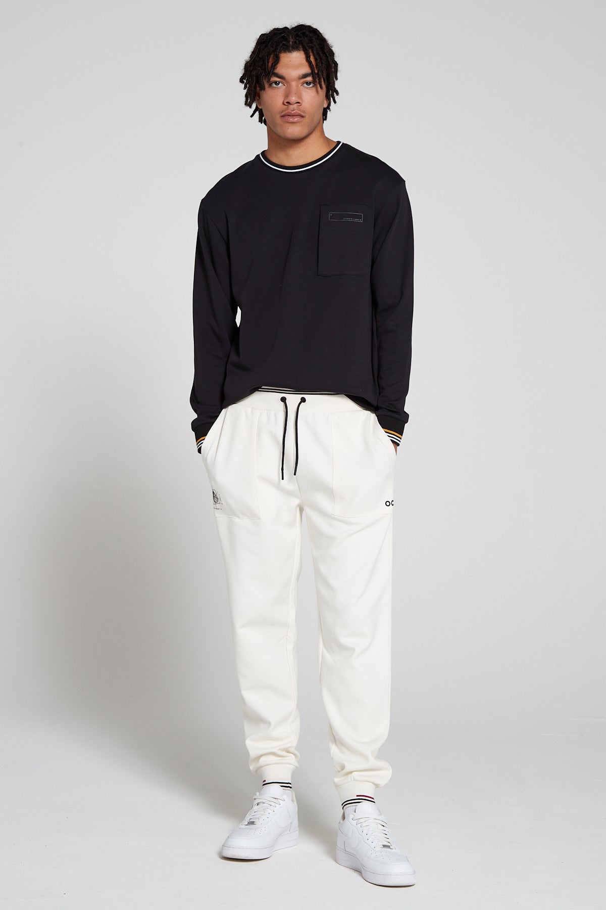 Track 2.0 Zip Pocket Long Sleeve T-Shirt - Jet Black