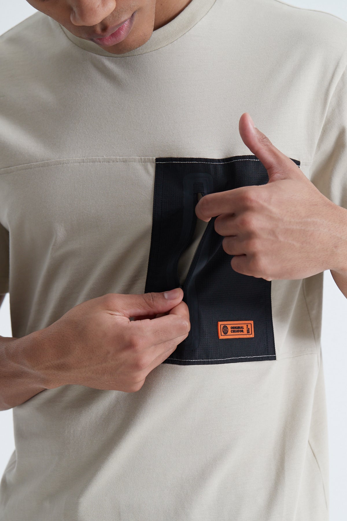Cargo Zip T-shirt - Sand Stone