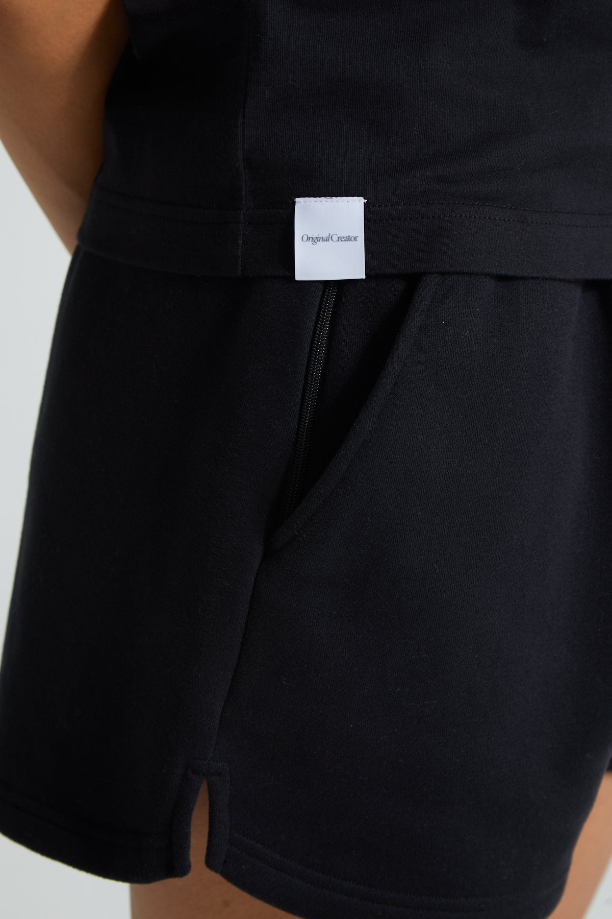 Classic T- Shirt - Jet Black